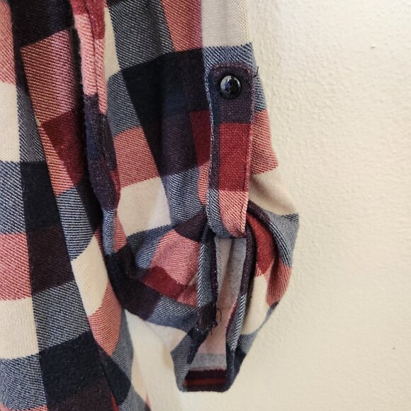 Hello Miz Medium Maternity Top - Picture 7 of 7